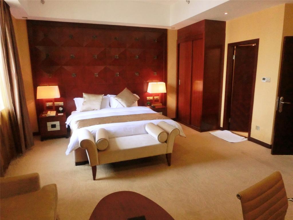 Yue Xiu Hotel قوانغتشو الغرفة الصورة